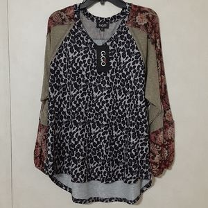 SZ S GIGIO LONG SLEEVED OVERSIZED TOP